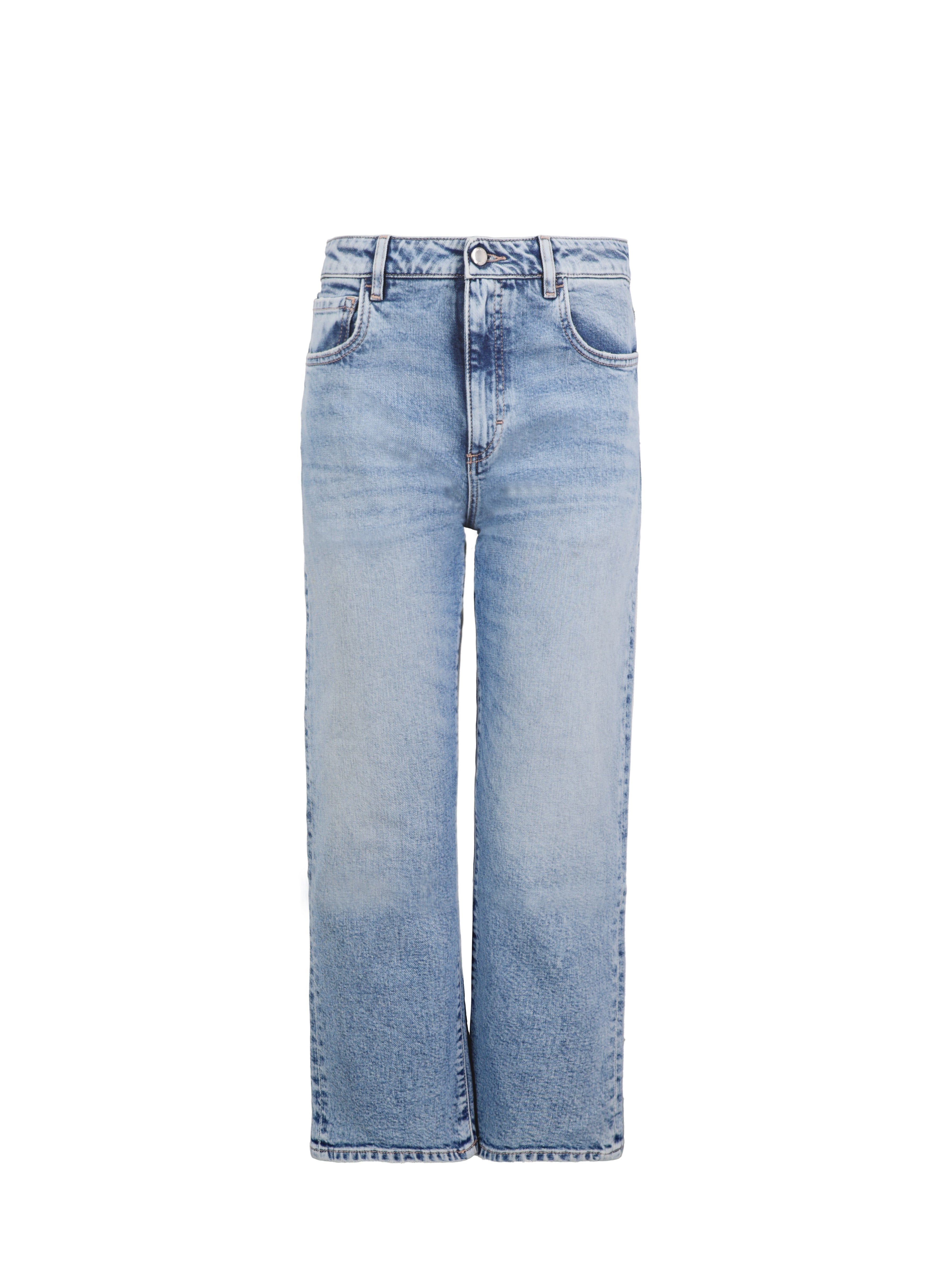 Still life of Mimi women’s straight leg jeans in sky blue wash, 99% cotton denim and 1% Elastan fibers.