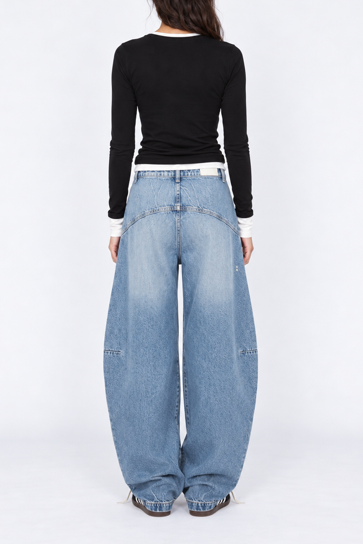 Lila - Women's Barrel Jeans