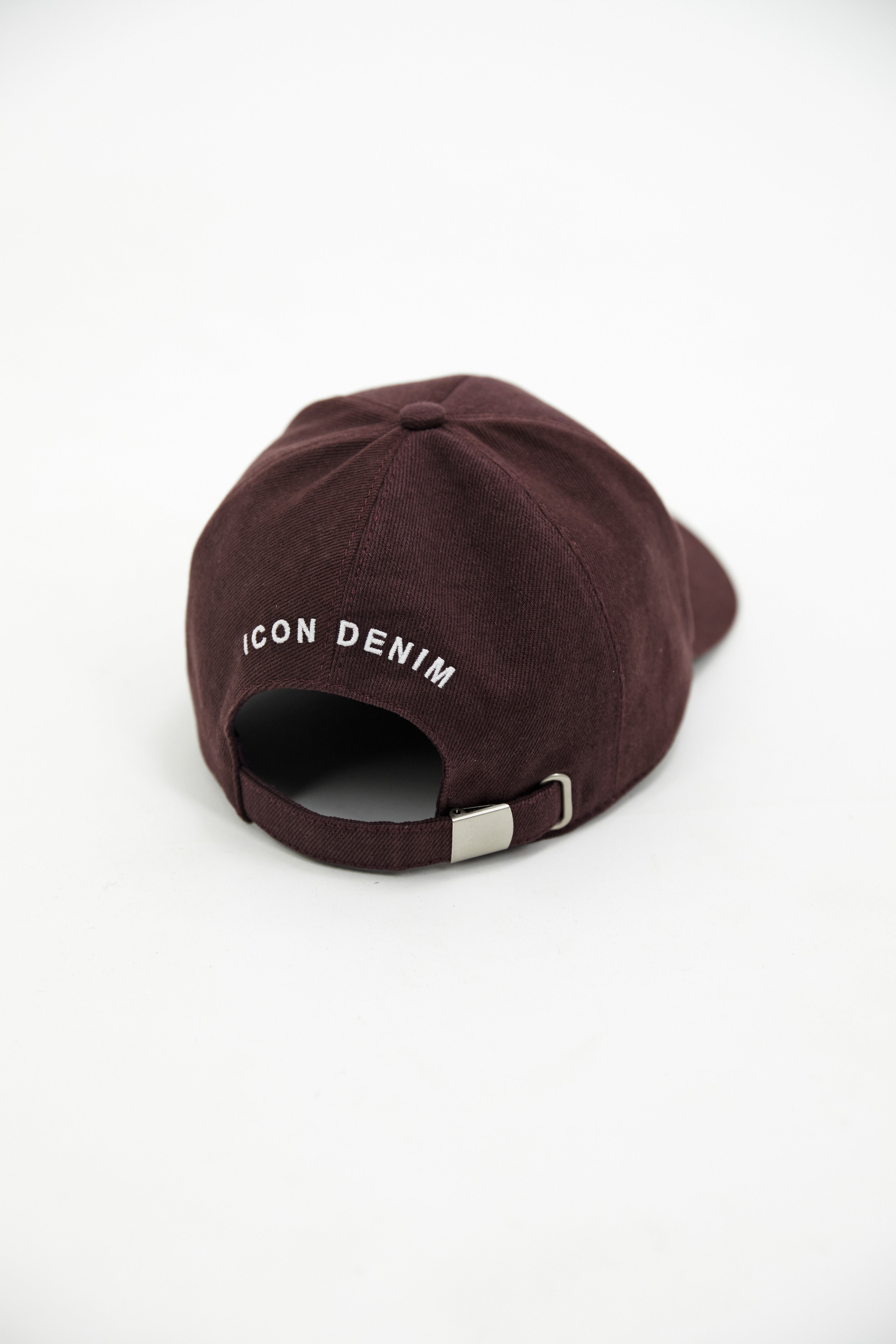 Back view of Hunter denim baseball cap cherry, 100% cotton denim.